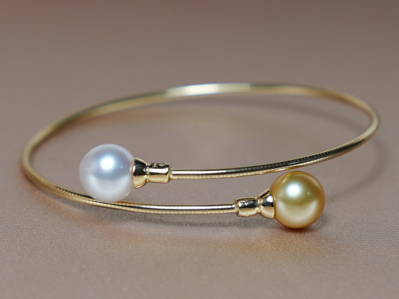 Zlatý náramok 18 kt_ s luxusnými perlami Južného Pacifiku